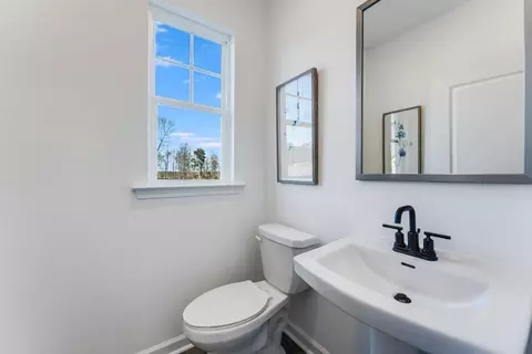 Bath - 3187 Eastham Run Dr, Dacula, GA 30019 photo 2 of 4