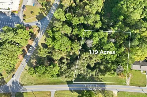 3263 Montgomery Dr, Gainesville, GA 30504