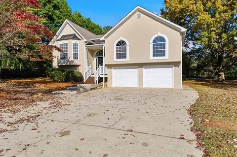 1097 Trestle Dr, Austell, GA 30106