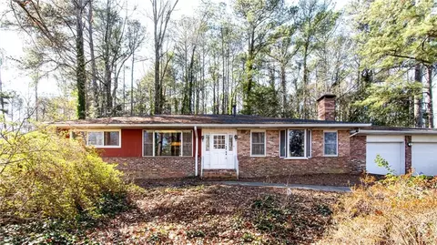 1460 Loch Lomond Trl SW, Atlanta, GA 30331