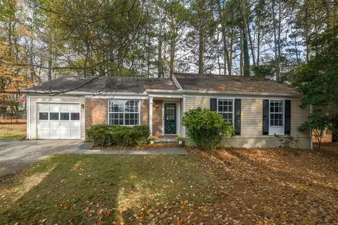 385 Birch Rill Dr, Alpharetta, GA 30022