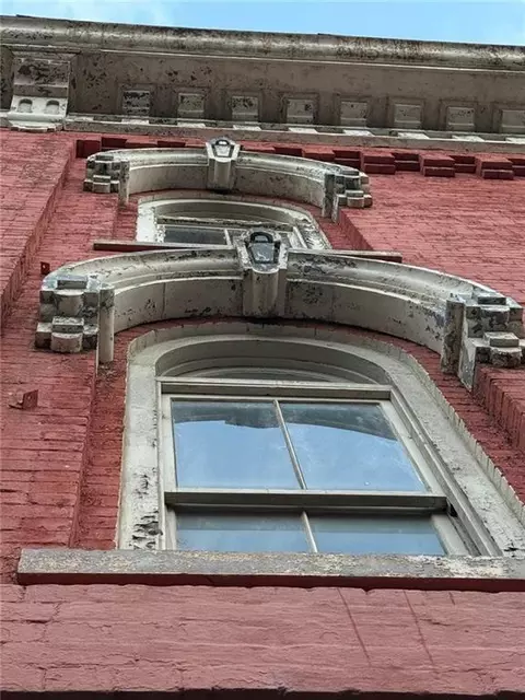 Exterior - 8 E 3rd Ave, Rome, GA 30161 photo 4 of 6