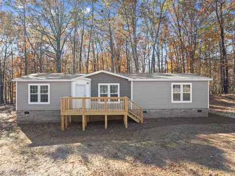 416 Nelms Rd, Cleveland, GA 30528
