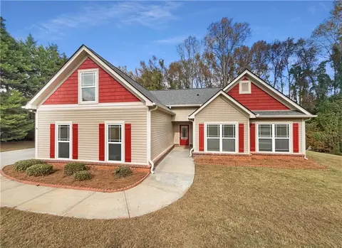 189 Hampton Dr, Jefferson, GA 30549