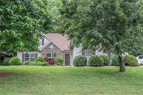 1210 Jefferson Walk Cir, Jefferson, GA 30549