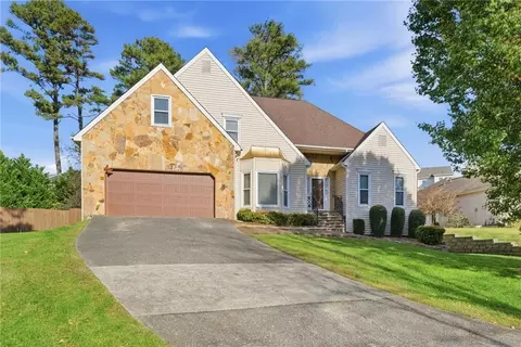 212 Shannon Dr, Woodstock, GA 30188