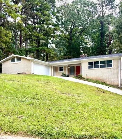 2924 Handy Dr NW, Atlanta, GA 30318