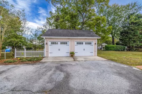 997 Highland Cir SE, Conyers, GA 30012