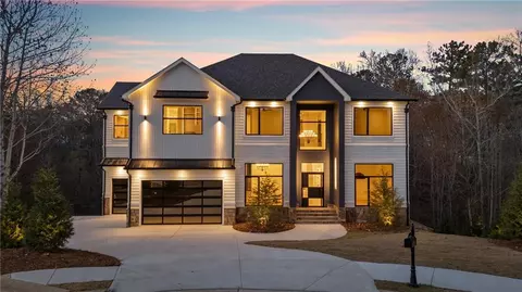 Exterior - 520 Heathmill Ct, Milton, GA 30004 photo 10 of 15