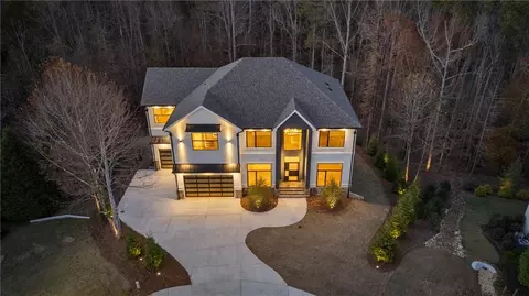 Exterior - 520 Heathmill Ct, Milton, GA 30004 photo 9 of 15