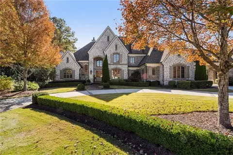 885 Vista Bluff Dr, Johns Creek, GA 30097