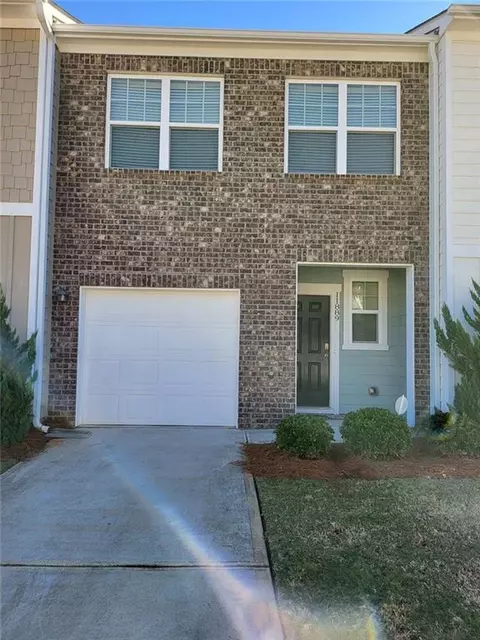 11889 Fuller St, Hampton, GA 30228