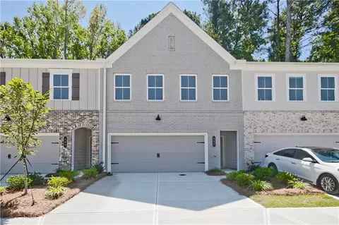 687 Sunstone Ln, Lawrenceville, GA 30043