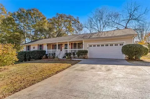 244 State St, Commerce, GA 30529 photo 4