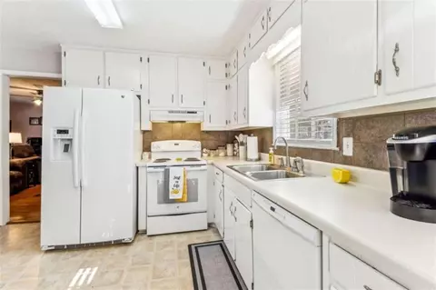 244 State St, Commerce, GA 30529 photo 18