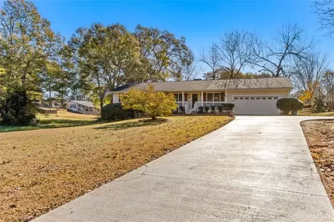 244 State St, Commerce, GA 30529 photo 2