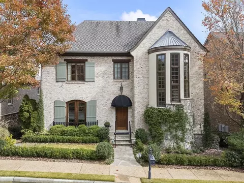 3769 Paces Lookout Cir, Atlanta, GA 30339