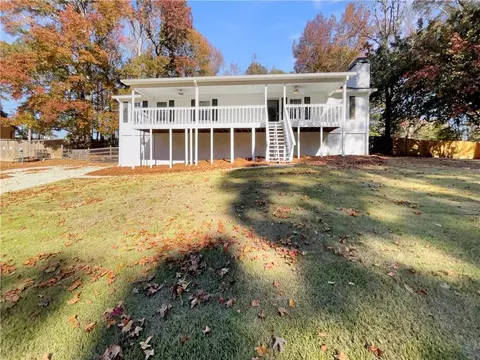 4450 Wood Hollow Ct, Douglasville, GA 30134