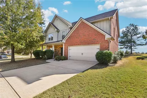 3154 Alhambra Cir, Hampton, GA 30228