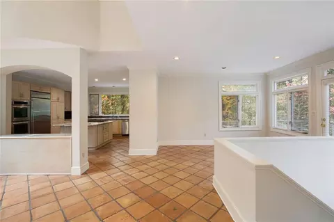 6010 Heards Dr, Sandy Springs, GA 30328 photo 25