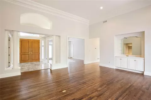 6010 Heards Dr, Sandy Springs, GA 30328 photo 13