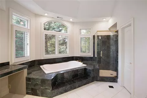 6010 Heards Dr, Sandy Springs, GA 30328 photo 33