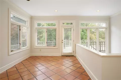 6010 Heards Dr, Sandy Springs, GA 30328 photo 24