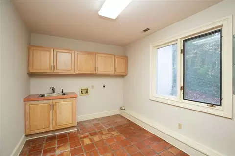 6010 Heards Dr, Sandy Springs, GA 30328 photo 27