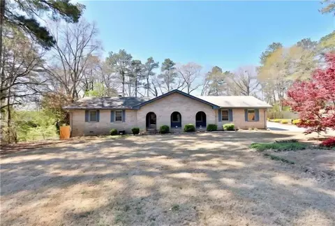 2653 Greenvalley Ct, Snellville, GA 30078