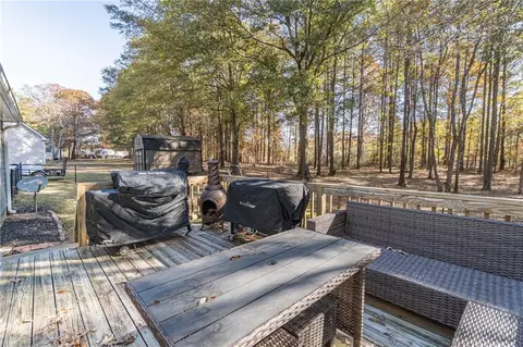Exterior - 867 Windward Rd, Winder, GA 30680 photo 9 of 9