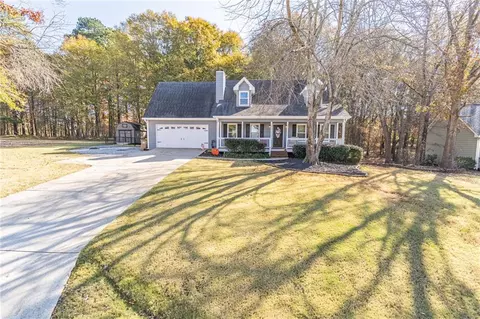 Exterior - 867 Windward Rd, Winder, GA 30680 photo 2 of 9