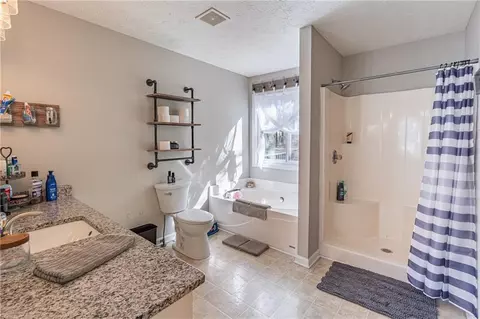 Bath - 867 Windward Rd, Winder, GA 30680 photo 1 of 4