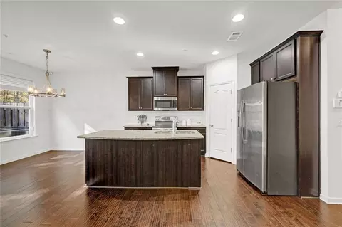 Kitchen - 3920 Augustine Pl, Rex, GA 30273 photo 3 of 4
