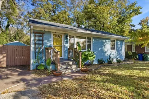 142 Woodbine Cir SE, Atlanta, GA 30317