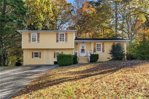 3025 Butler Creek Rd NW, Kennesaw, GA 30152
