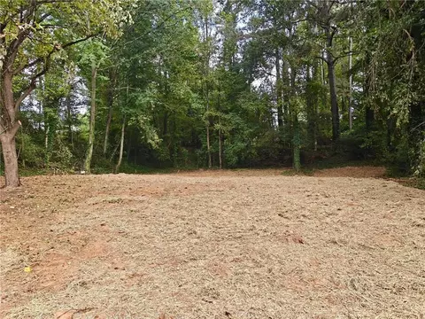 4043 Mckinley Dr, Snellville, GA 30039