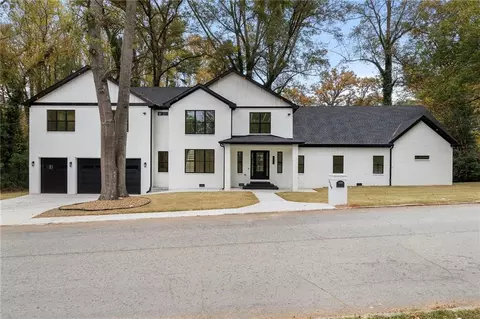 2764 Midway Rd, Decatur, GA 30030