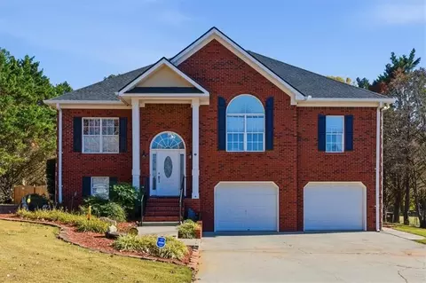 11 Planters Dr NW, Cartersville, GA 30120