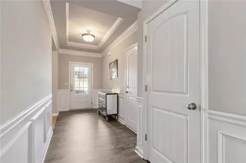 Entry Way - 1995 Villa Spring Ct, Dacula, GA 30019 photo 3 of 6
