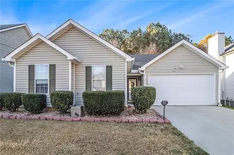 5362 Salem Springs Dr, Lithonia, GA 30038