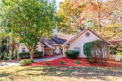 2641 Wendell Creek Ln, Snellville, GA 30039