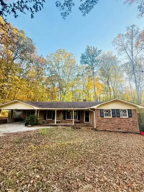 4073 W Oak Ln, Douglasville, GA 30134