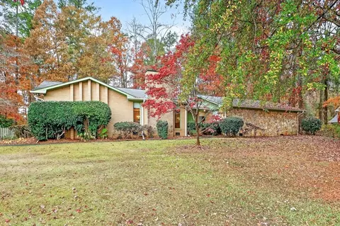4630 Brookwood Dr SW, Mableton, GA 30126