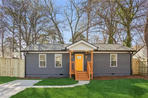 4179 Hanes Dr, Decatur, GA 30035