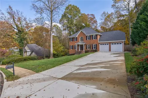 105 Beech Tree Ln, Roswell, GA 30075