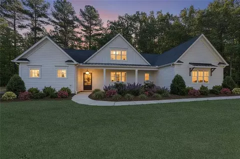208 Summer Ridge Dr, Ball Ground, GA 30107