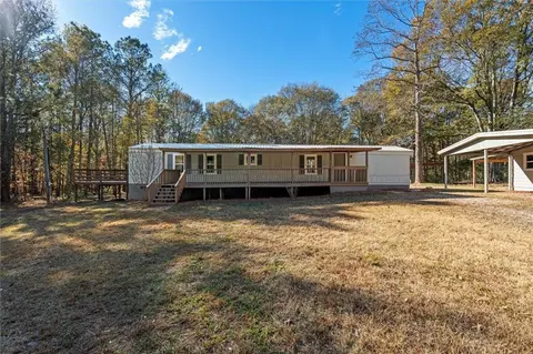 1921 Star Point Rd, Carrollton, GA 30116