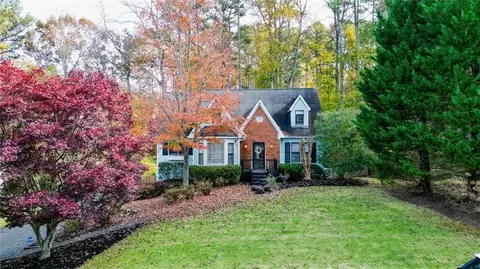 1068 W Mill Dr NW, Kennesaw, GA 30152