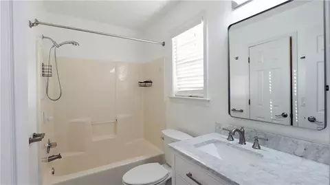 Bath - 3954 White Owl Ct, Duluth, GA 30097 photo 1 of 4