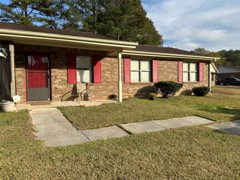 1050 Green Valley Dr, Conyers, GA 30012